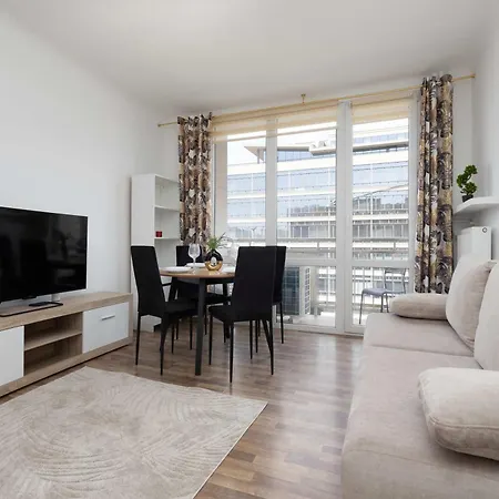 דירה Spacious Family With Air Conditioning In Downtown By Renters