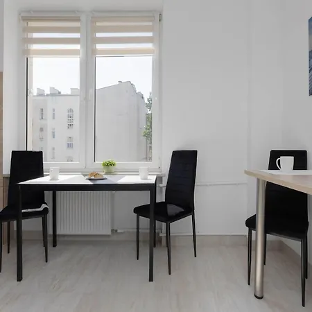 Spacious Family With Air Conditioning In Downtown By Renters